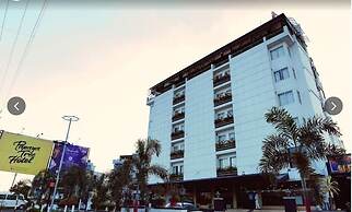 PAPAYA TREE HOTELS