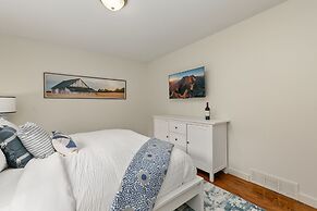 Sherwood Cottage - Steps From Old Town & River