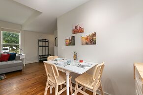 Sherwood Cottage - Steps From Old Town & River