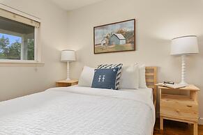 Sherwood Cottage - Steps From Old Town & River