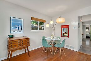 Old Town Retreat w/ Vintage Flair Near Csu, Bikes!