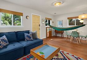 Old Town Retreat w/ Vintage Flair Near Csu, Bikes!