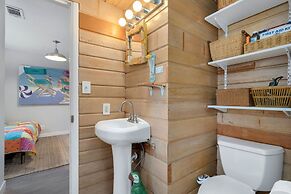 Old Town Retreat w/ Vintage Flair Near Csu, Bikes!