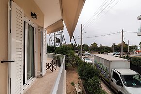 Edem Beach Apartment by Alimos Marina