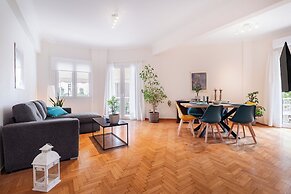 Edem Beach Apartment by Alimos Marina