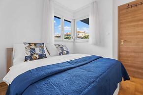 Apartment Maya by Litto.