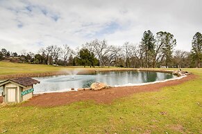 Serene Groveland House w/ Fire Pit + Lake Access!