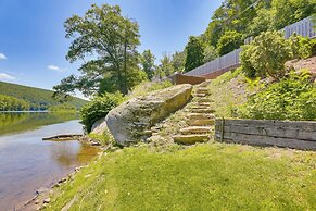 Delaware River Access: Peaceful Farm Retreat!