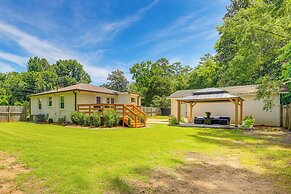 Cozy Bessemer Home w/ Patio ~ 18 Mi to Birmingham!