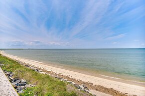 Modern Cape Charles Home: 1 Mi to Kiptopeke Beach!