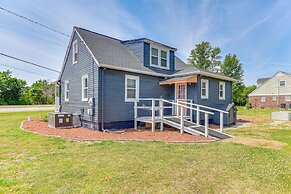 Modern Cape Charles Home: 1 Mi to Kiptopeke Beach!