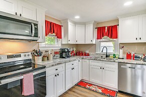 Modern Cape Charles Home: 1 Mi to Kiptopeke Beach!