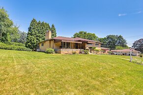 Monroeville Vacation Rental ~ 3 Mi to Boyce Park!