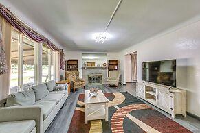 Monroeville Vacation Rental ~ 3 Mi to Boyce Park!