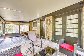 Monroeville Vacation Rental ~ 3 Mi to Boyce Park!