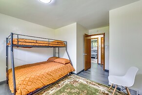 Monroeville Vacation Rental ~ 3 Mi to Boyce Park!