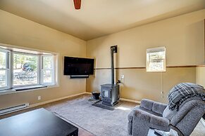 Rustic Guffey Cabin Rental w/ Mtn Views!