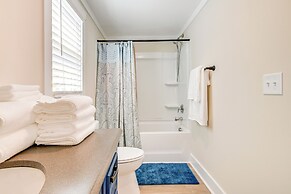 Walk to Ocean: Myrtle Beach Home w/ Screened Porch