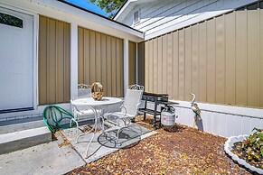 Walk to Ocean: Myrtle Beach Home w/ Screened Porch