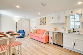 Walk to Ocean: Myrtle Beach Home w/ Screened Porch