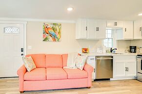 Walk to Ocean: Myrtle Beach Home w/ Screened Porch