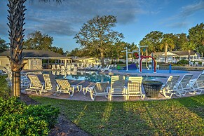 Walk to Ocean: Myrtle Beach Home w/ Screened Porch