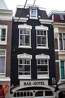 Hotel & Bar 55