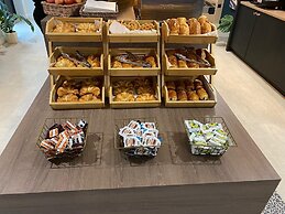 JOIVY Aparthotel at Vita Iona Street - Adults Only.