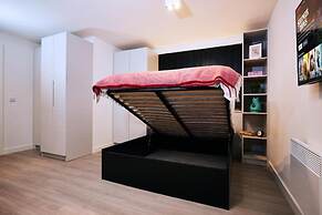 JOIVY Aparthotel at Vita Iona Street - Adults Only.