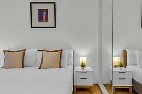 Queens Quay Mansion House Flat