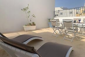 Villa Swieqi with shared rooms 6