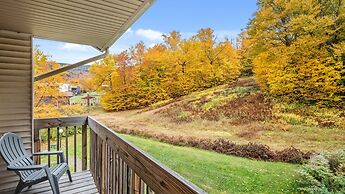 Bolton Condo 3 Bedroom Condo by RedAwning