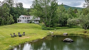 Mad Meadows 5 Bedroom Chalet by RedAwning