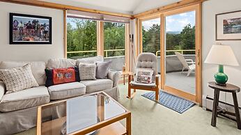 Mad Meadows 5 Bedroom Chalet by RedAwning