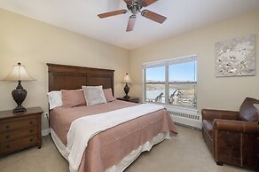 Base Camp 306 3 Bedroom Condo by RedAwning