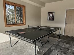 Grand Chalet At Grand Lake 4 Bedroom Cabin by RedAwning