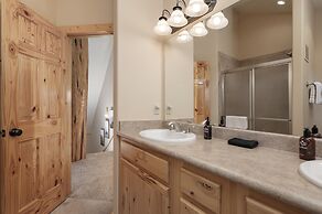 Grand Chalet At Grand Lake 4 Bedroom Cabin by RedAwning