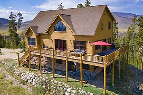 Grand Chalet At Grand Lake 4 Bedroom Cabin by RedAwning