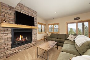 Grand Chalet At Grand Lake 4 Bedroom Cabin by RedAwning