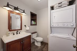 Wapiti 4 Bedroom Duplex by RedAwning