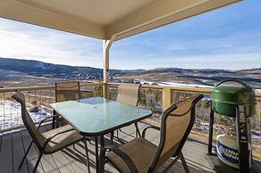Peak View Drive 3 Bedroom Townhouse by RedAwning
