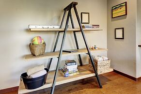 Indian Trail Cabin 5 Bedroom Cabin by RedAwning