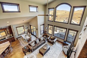 Indian Trail Cabin 5 Bedroom Cabin by RedAwning