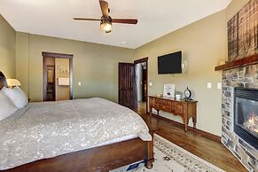 Indian Trail Cabin 5 Bedroom Cabin by RedAwning