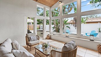 Kadima Kottage 2 Bedroom Home by RedAwning