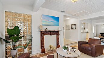 Kadima Kottage 2 Bedroom Home by RedAwning