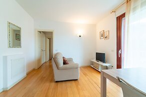 Como Comfort Flat by Wonderful Italy