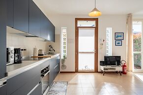 Blue Bellagio by Wonderful Italy