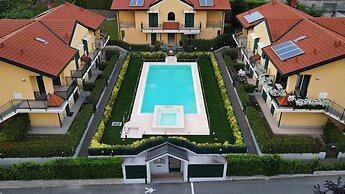 Blue Bellagio by Wonderful Italy