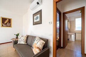 Blue Bellagio by Wonderful Italy